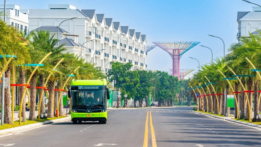 Khám phá tiện ích Vinhomes Grand Park có gì hấp dẫn? 5 he thong xe buyt dien vinbus - Richstar Tân Phú