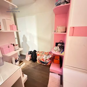 z6038901454027 a6adb491021081f6c58dc7a7f516b4c8 - Richstar Tân Phú