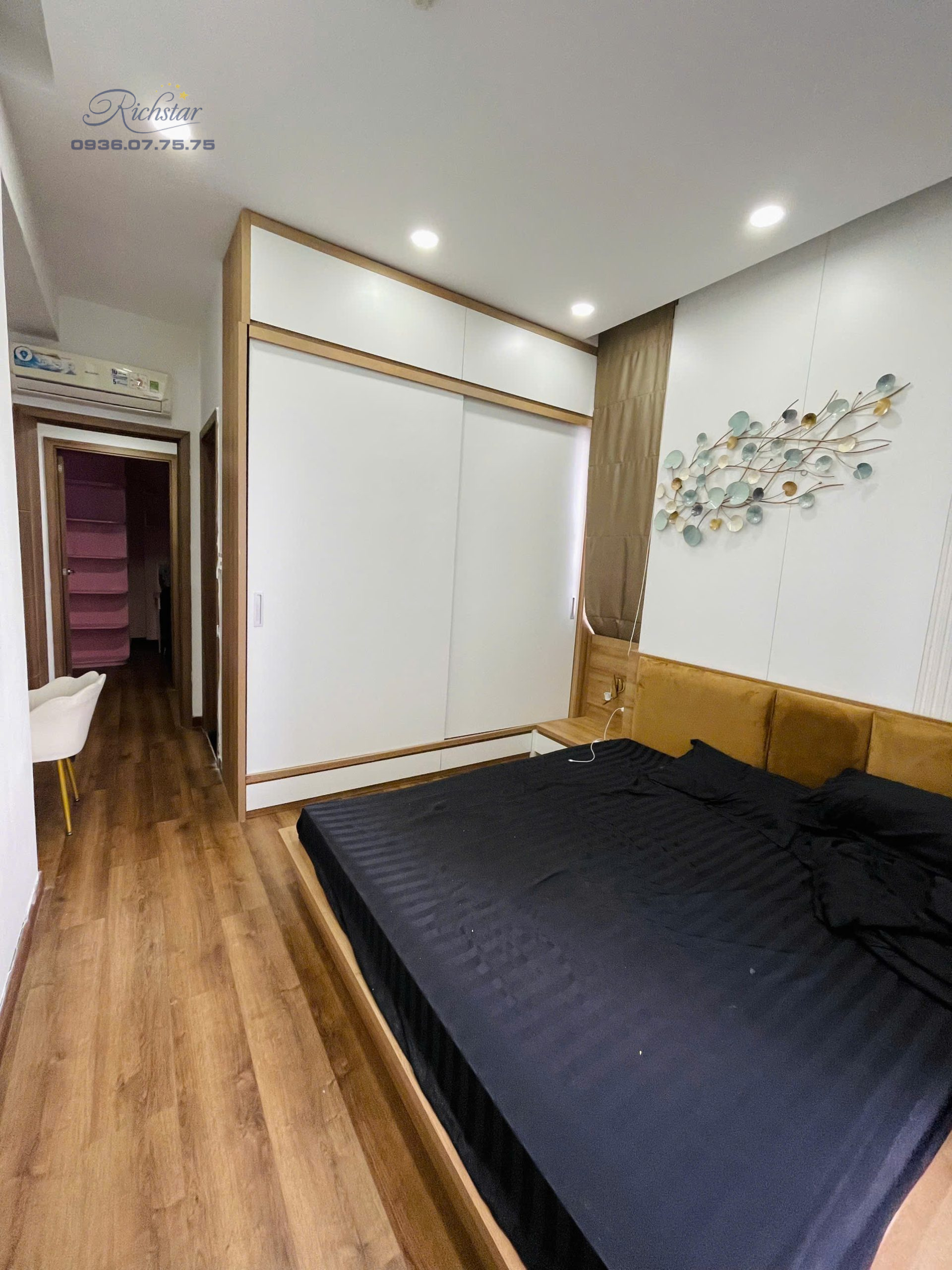 z6113468679896_7434a4e2cd38e17f17c3b58212175436 z6113468679896 7434a4e2cd38e17f17c3b58212175436 scaled - Richstar Tân Phú