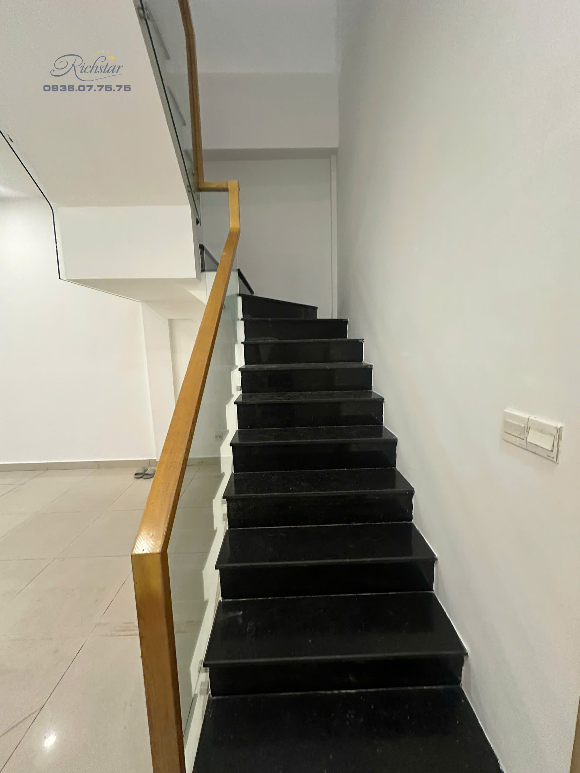 z6400086366417_7d6283762611397140a5404016d75d12 z6400086366417 7d6283762611397140a5404016d75d12 - Richstar Tân Phú