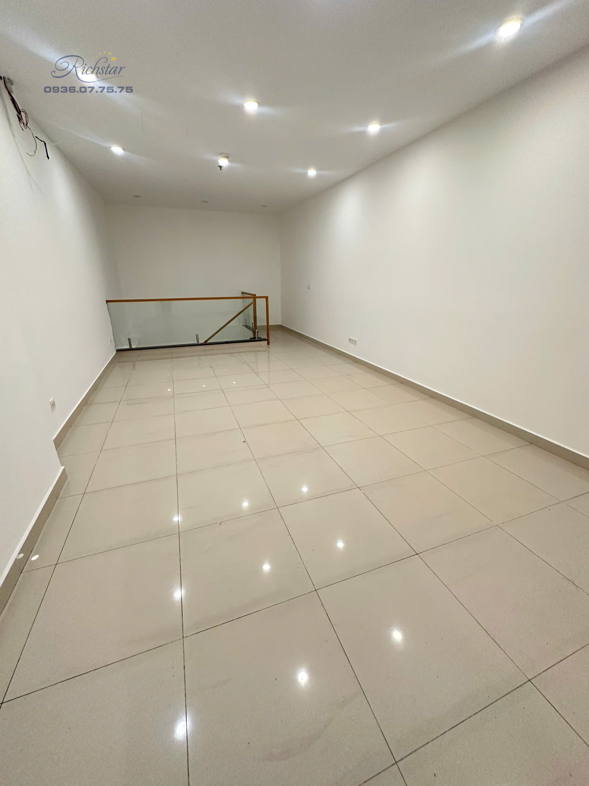 z6400086674650_d772b9742131412b25e061d0a12c2772 z6400086674650 d772b9742131412b25e061d0a12c2772 - Richstar Tân Phú