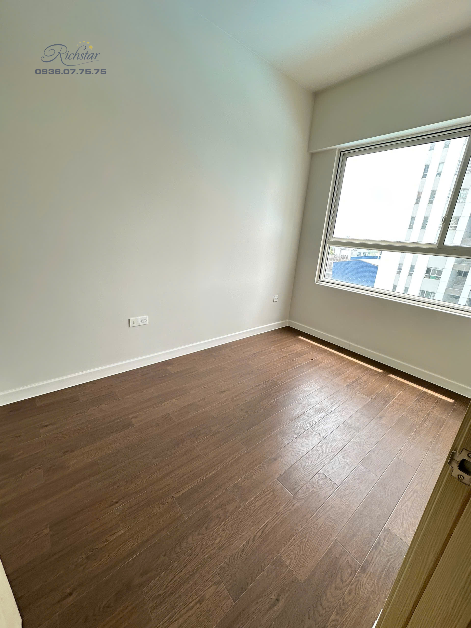 z6650431599869_a2de7896cd29746646a63e9452a31438 z6650431599869 a2de7896cd29746646a63e9452a31438 - Richstar Tân Phú