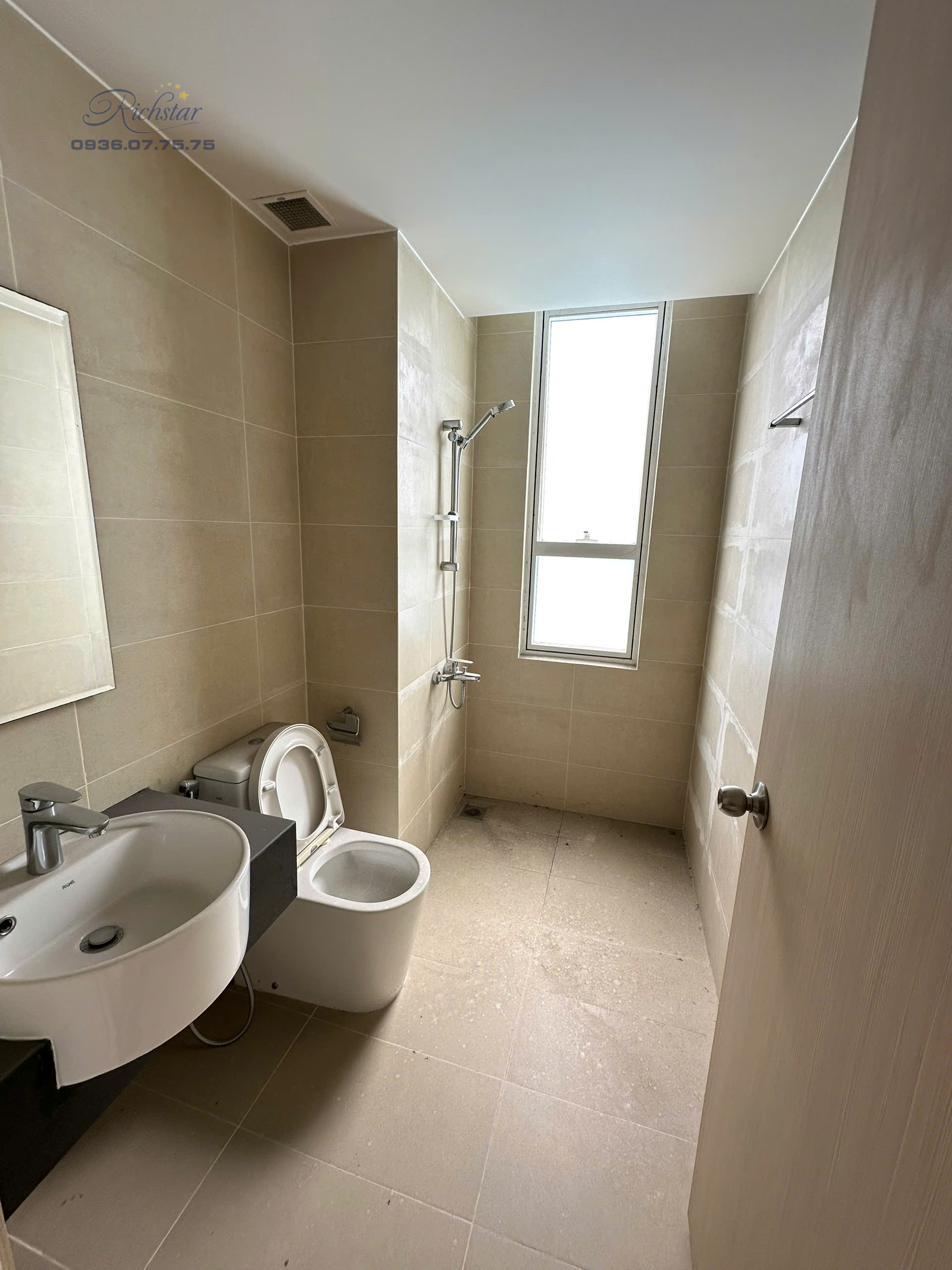 z6650431722562_d80c12fe2d3e9e948af3fdf0900326ad z6650431722562 d80c12fe2d3e9e948af3fdf0900326ad - Richstar Tân Phú