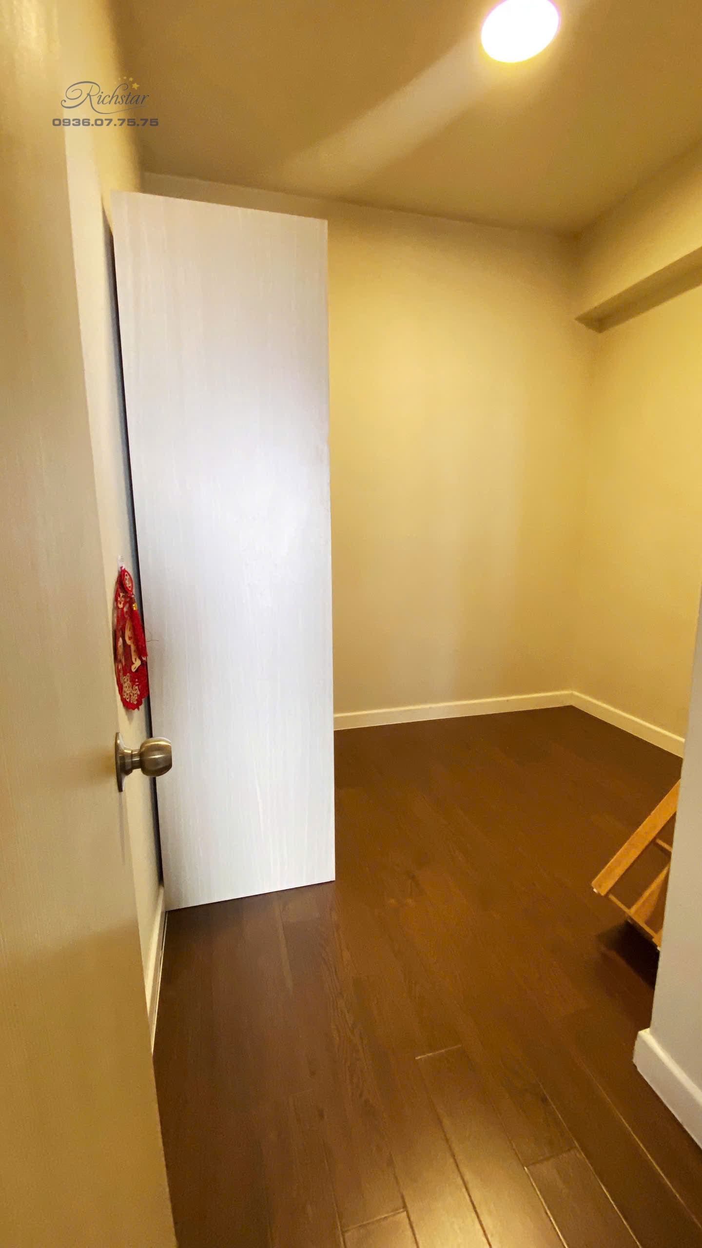 z6872200695691_30c69ea81ebe378deb262c21dbbbe24c z6872200695691 30c69ea81ebe378deb262c21dbbbe24c - Richstar Tân Phú